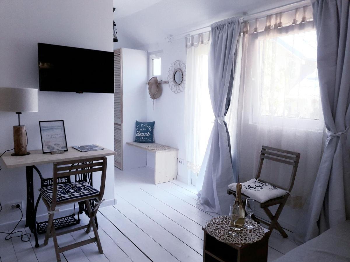 Casa Babica Guesthouse Costinesti Ngoại thất bức ảnh