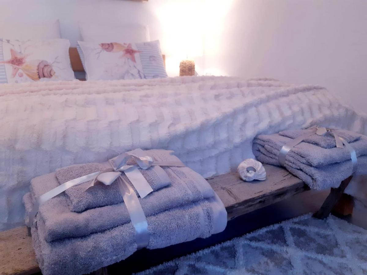 Casa Babica Guesthouse Costinesti Ngoại thất bức ảnh