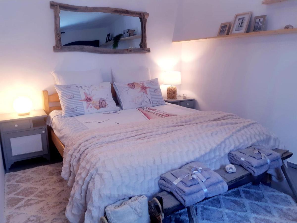 Casa Babica Guesthouse Costinesti Ngoại thất bức ảnh