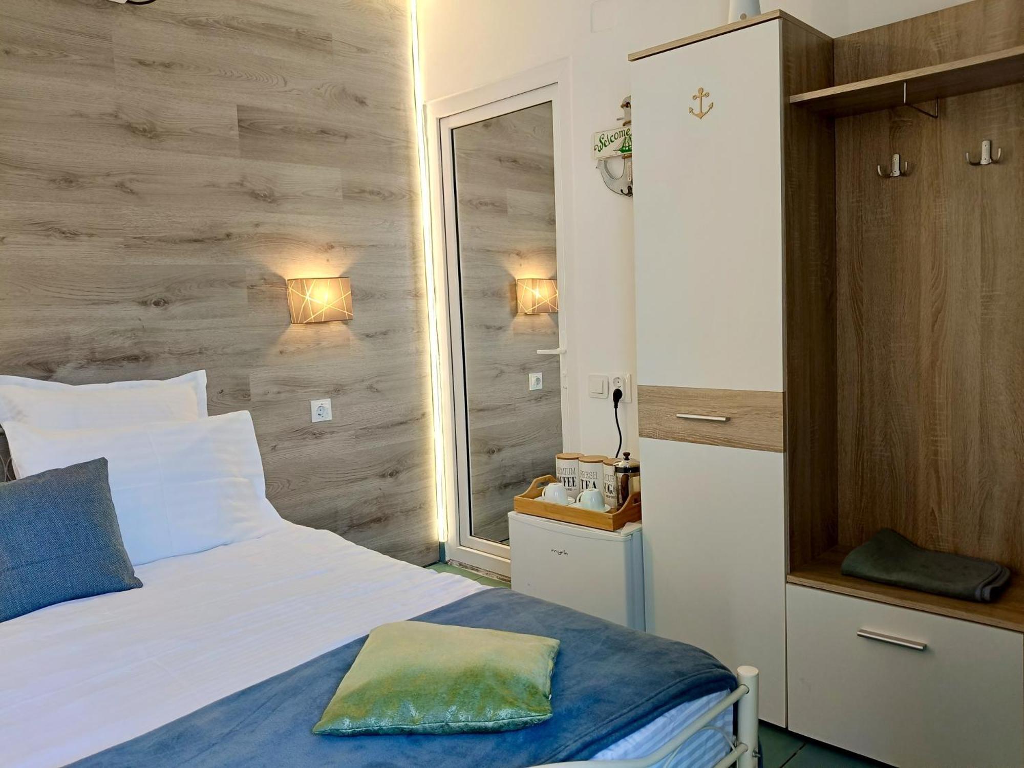 Casa Babica Guesthouse Costinesti Ngoại thất bức ảnh